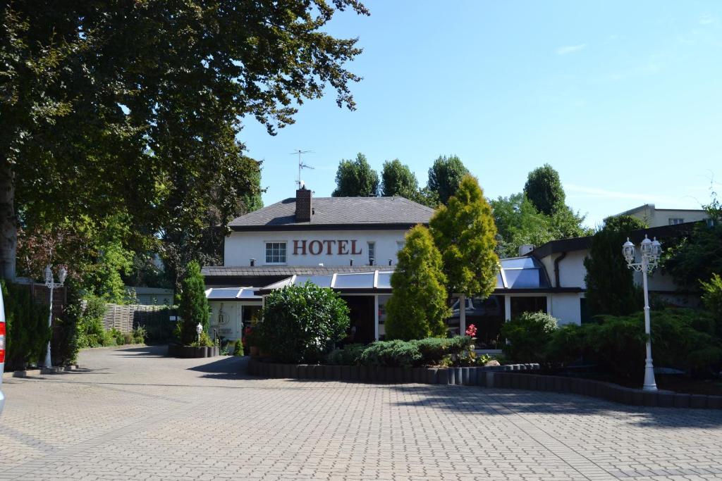 Hotel Dresden Domizil Bagian luar foto